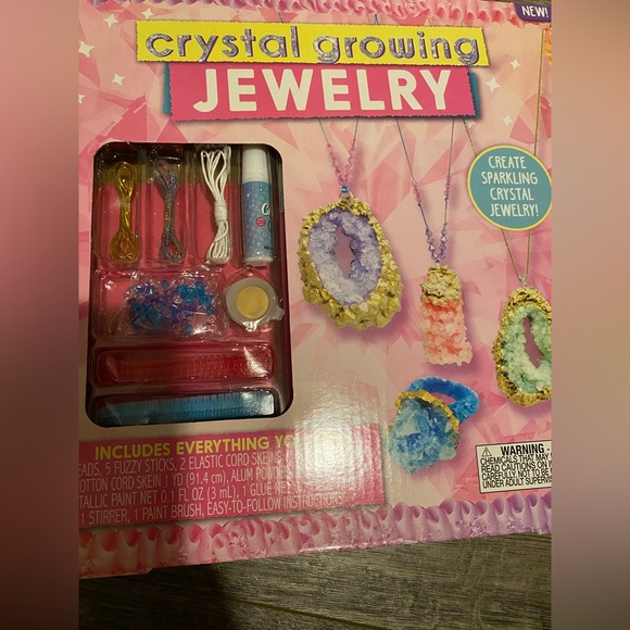 CRYSTAL GROWING JEWELRY KIT - Picture 4 of 5